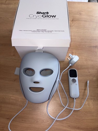 Shark cryoglow under eye - shark,