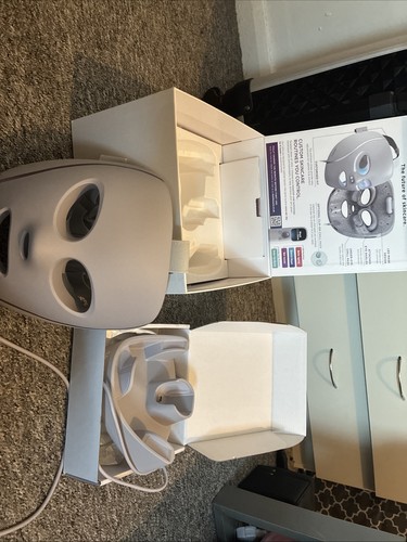 Shark cryoglow under eye - shark,