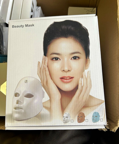 Led light therapy mask - light, device
