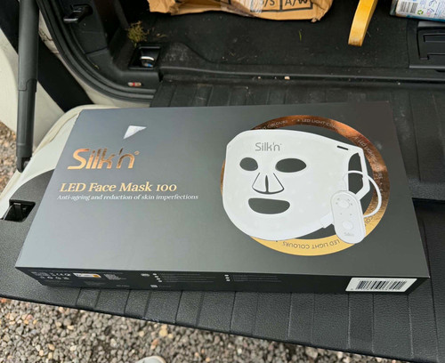 Silk led face mask - led,